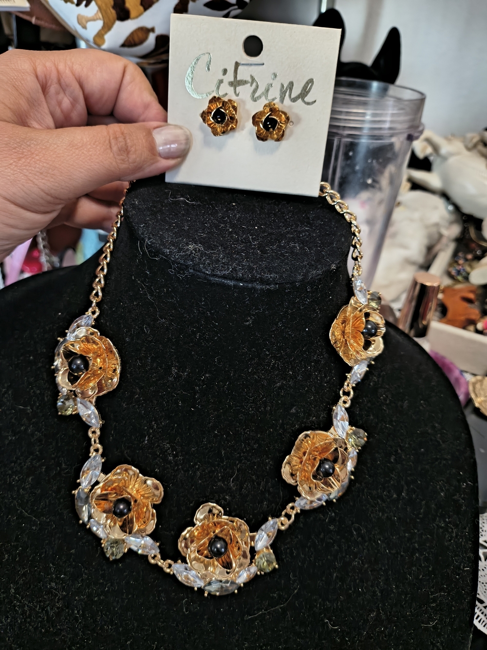 Chunky Floral Necklace & Earring Set